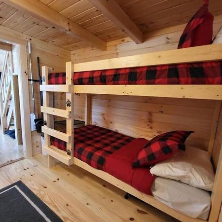 Picturesque Family Cabin With Loft In Tennessee Сивиървил Екстериор снимка