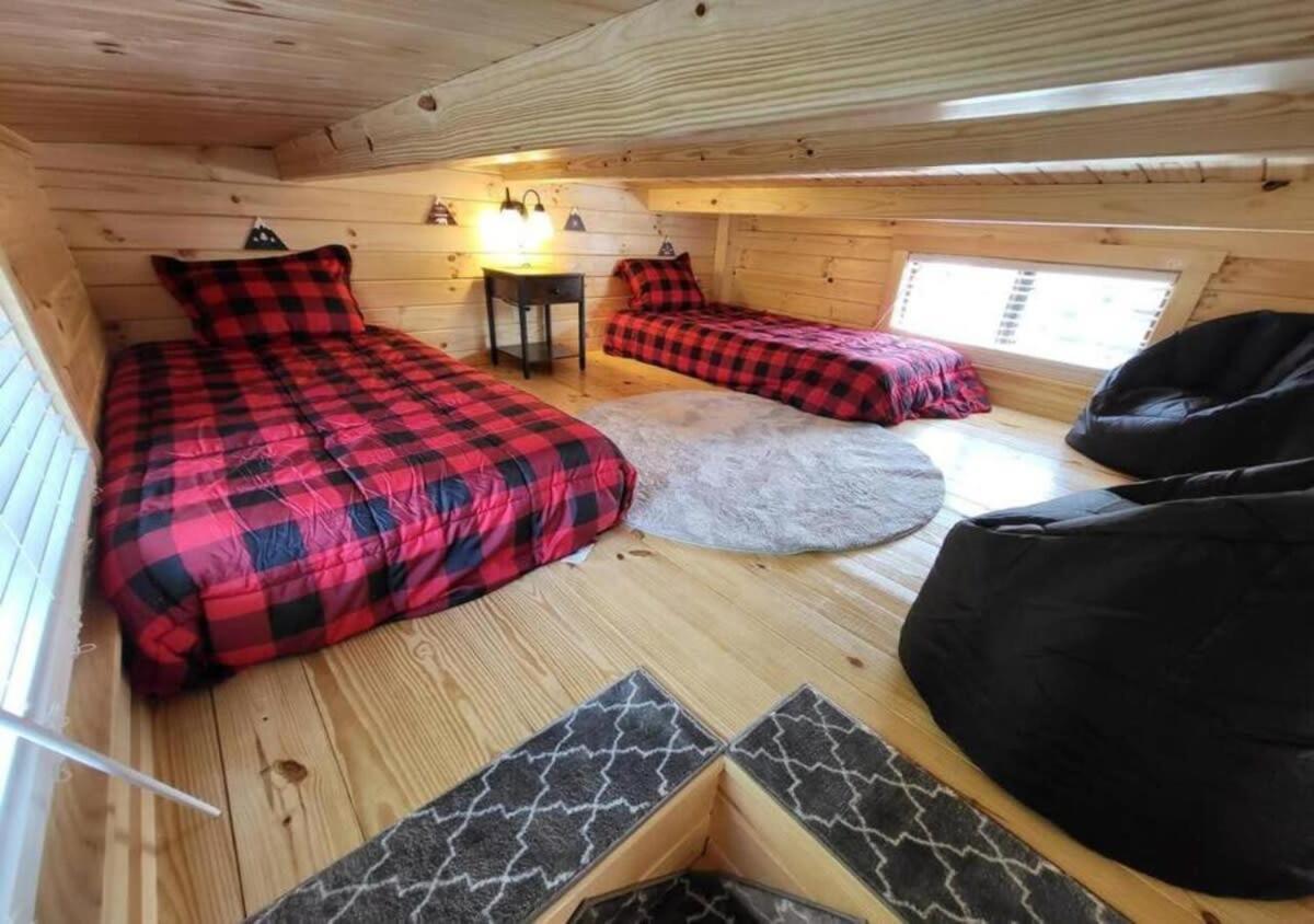 Picturesque Family Cabin With Loft In Tennessee Сивиървил Екстериор снимка