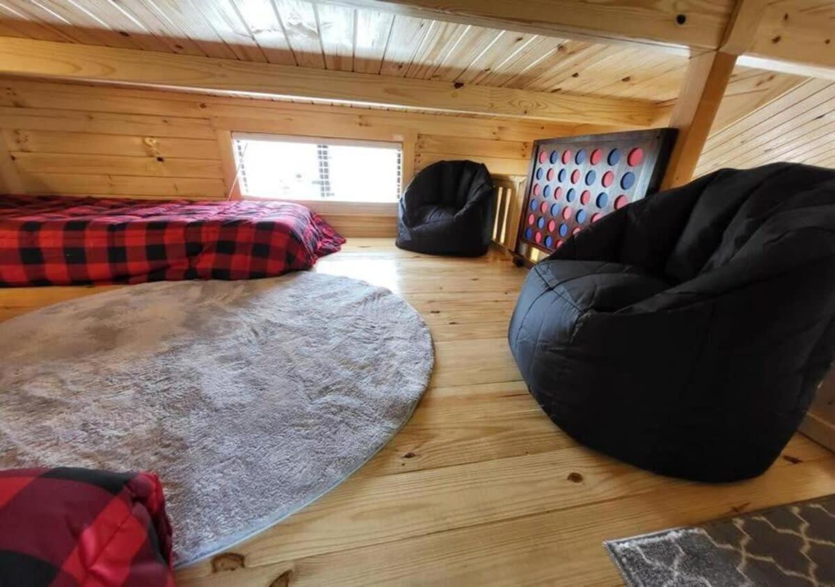 Picturesque Family Cabin With Loft In Tennessee Сивиървил Екстериор снимка