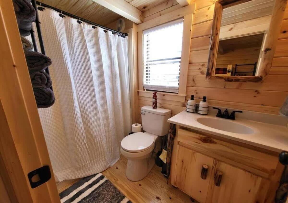 Picturesque Family Cabin With Loft In Tennessee Сивиървил Екстериор снимка